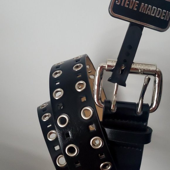 STEVE MADDEN Women's Double Grommeted Wide Black Belt Silver Buckle Gothic NEW - Picture 2 of 8